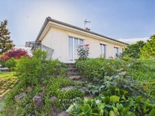 VERNOSC-LÈS- ANNONAY (07) – TERRAIN DE 1180 M2 – MAISON INDIVIDUELLE DE 82 M2 – GARAGE DOUBLE – COMBLES ET SOUS-SOL