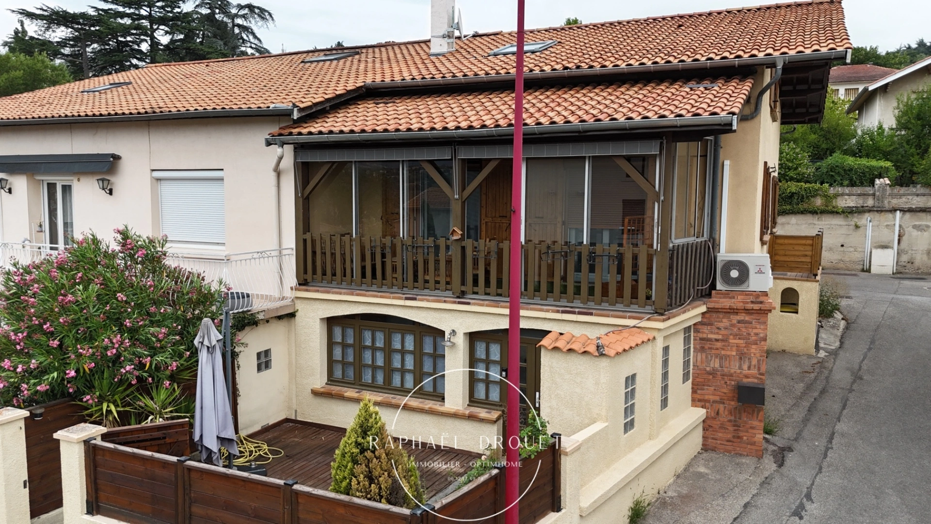 Maison 6 pièces 165 m² · à Saint Clair du Rhone · 165 m² · 314 000 €