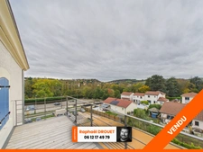 PONT EVEQUE – DUPLEX EN PLATEAU BRUT – 2 PLACES DE PARKING – CAVE