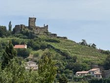 Vienne – Bon Accueil – Grand T4 avec terrasse plein sud, trois chambres et parking privatif