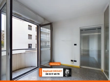 EXCEPTIONNEL - COEUR DE LYON 6 - 370 M2 DE BUREAUX AVEC GARAGES - POSSIBLE LOGEMENTS