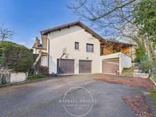 CAMPAGNE - MAISON FAMILIALE D’EXCEPTION DE 260 M2 AVEC PISCINE