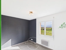 A LOUER MAISON FAMILIALE PLAIN-PIED – 3 CHAMBRES – GARAGE DOUBLE – 1500 M2 DE TERRAIN