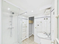 Jardin (38200) - Propriété familiale (196 m2) avec jardin, garage, atelier, piscine et potentiel de valorisation foncière à 5 min de Vienne.