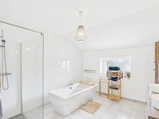 Moidieu-Détourbe - Maison familiale contemporaine de 160 m² à la campagne – Beaux volumes, garage double et prestations de qualité 