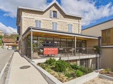 LA MOTTE DE GALAURE (26) – FONDS DE COMMERCE BAR / RESTAURATION – LICENCE IV – CENTRE-VILLAGE
