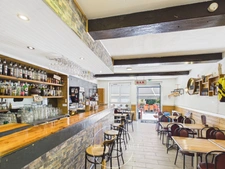 LES CÔTES-D’AREY (38) – FONDS DE COMMERCE BAR-RESTAURANT AVEC LOGEMENT 