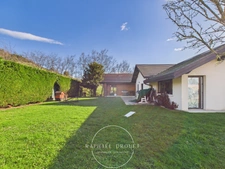 CAMPAGNE - MAISON FAMILIALE D’EXCEPTION DE 260 M2 AVEC PISCINE