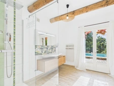 AU CŒUR DE LA CAMPAGNE DU LUBERON – PROPRIETE DE 208 M2 AVEC PISCINE SUR 5600 M2 DE TERRAIN