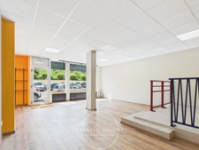 MURS COMMERCIAUX À VENDRE – EMPLACEMENT STRATÉGIQUE ENTRE SAINT-ÉTIENNE ET LYON