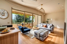 AU CŒUR DE LA CAMPAGNE DU LUBERON – PROPRIETE DE 208 M2 AVEC PISCINE SUR 5600 M2 DE TERRAIN