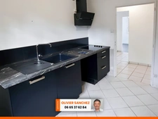 Investissement locatif  – Appartement T4 rénové à Chanteranne avec locataire en place