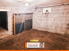 COURNON (63) - 7 pièces - DPE D - 162m² -  Vue dégagée sur la chaîne des Puys