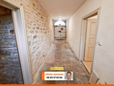 Maison de caractère avec deux appartements et dépendances – 248 m² – Marvejols (Lozère)