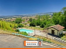 Maison avec Piscine + terrain mitoyen à Lamothe proche Brioude