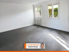 Investissement locatif  – Appartement T4 rénové à Chanteranne avec locataire en place