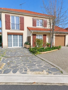 MAISON -119 m² -JARDIN  – FORT POTENTIEL LOCATIF – COURNON