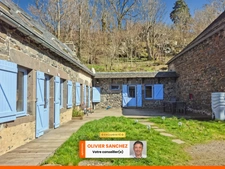 Maison de caractère avec gîte - 12 pièces SAINT BONNET PRES ORCIVAL (63)