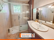 Maison à vendre 8 pièces LA SAUVETAT (63)
