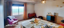 Bergonne Maison de Village , 6 chambres, 3 terrasses, 2 garages, un jardin