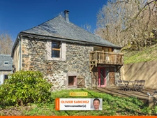 Maison de caractère avec gîte - 12 pièces SAINT BONNET PRES ORCIVAL (63)