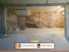  ORCET - MAISON RENOVEE - 2 LOGEMENTS INDEPENDANTS - GARAGE - DPE D - VUE GERGOVIE