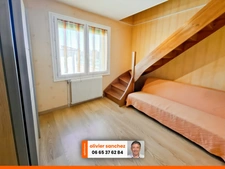 Maison à vendre 8 pièces LA SAUVETAT (63)