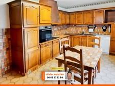 Maison 142m² terrain 800m² garage véranda 5 pièces VOLVIC (63)