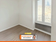 T3 – 54m² – DPE D – stationnement privatif – Proche centre-ville d’Issoire