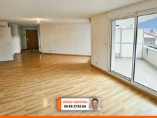  T4 de 90m² avec terrasses, balcon, garage et cave - Secteur Vallières / Beaumont / Clermont-Sud
