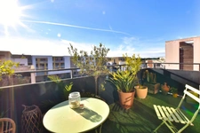 Ovalie – Appartement T3 traversant au dernier étage avec terrasse et box