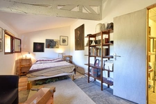 Loft d’artiste de 270 m² sur plus de 2 800 m² de terrain à l'ouest de Montpellier !!! SOUS COMPROMIS !!!