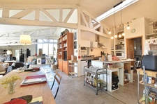 Loft d’artiste de 270 m² sur plus de 2 800 m² de terrain à l'ouest de Montpellier !!! SOUS COMPROMIS !!!