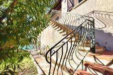 Grande demeure avec jardin et garage