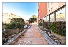 Appartement Viager à vendre , Traversant avec Vue sur le Port et Proximité des Plages au Cap d'Agde