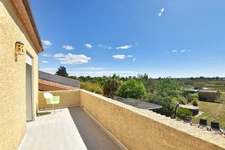 Spacieuse Villa avec piscine au calme et vue imprenable. !!! SOUS OFFRE D'ACHAT ACEPTÉE !!!