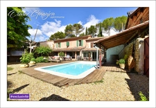 Maison de caractère avec studio indépendant et piscine au cœur de l'Hérault.