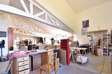 Loft d’artiste de 270 m² sur plus de 2 800 m² de terrain à l'ouest de Montpellier !!! SOUS COMPROMIS !!!