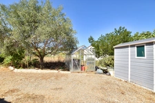 Villa de plain-pied avec piscine et vaste jardin !!! SOUS COMPROMIS !!!