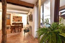 Maison de caractère avec studio indépendant et piscine au cœur de l'Hérault.