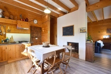 Villa coup de cœur – Bois, lumière et douceur de vivre à Aniane !!! SOUS COMPROMIS !!!