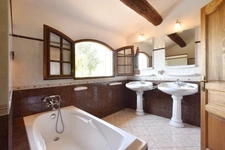 Villa de caractère au cœur du Languedoc