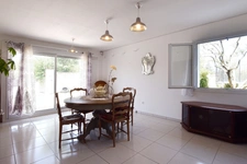 Élégante bastide avec double habitation au calme, piscine et jardin paysager