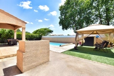 Villa familiale avec piscine et garage