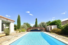 Villa de plain-pied avec piscine et grand jardin à 20 min de Montpellier !!! SOUS COMPROMIS !!!