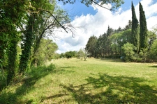 Maison familiale au cœur de la nature, potentiel unique à exploiter à 30 Min de Montpellier et Béziers