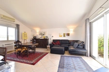 Charmante villa de plain-pied avec jardin paysager et piscine en cœur d’Hérault