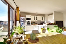 Ovalie – Appartement T3 traversant au dernier étage avec terrasse et box