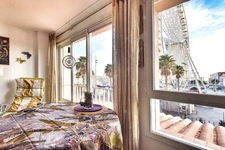 Appartement Viager à vendre , Traversant avec Vue sur le Port et Proximité des Plages au Cap d'Agde