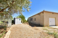 Villa de plain-pied avec piscine et vaste jardin !!! SOUS COMPROMIS !!!